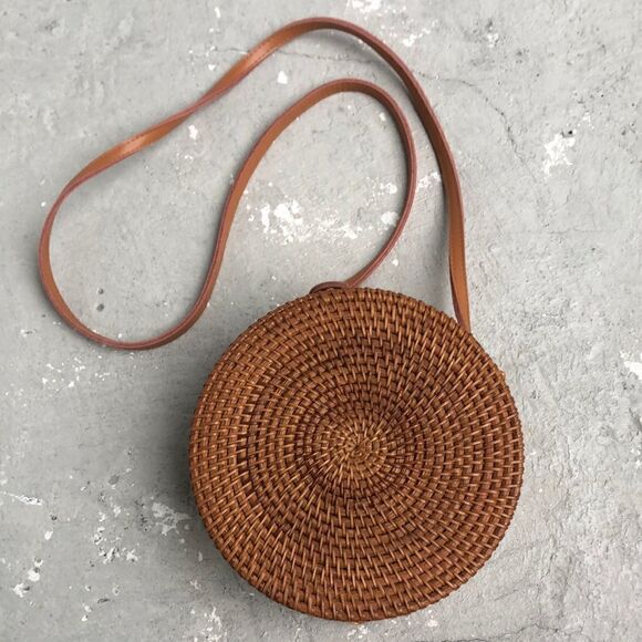 Rattan bag  - Picture 1 of 3